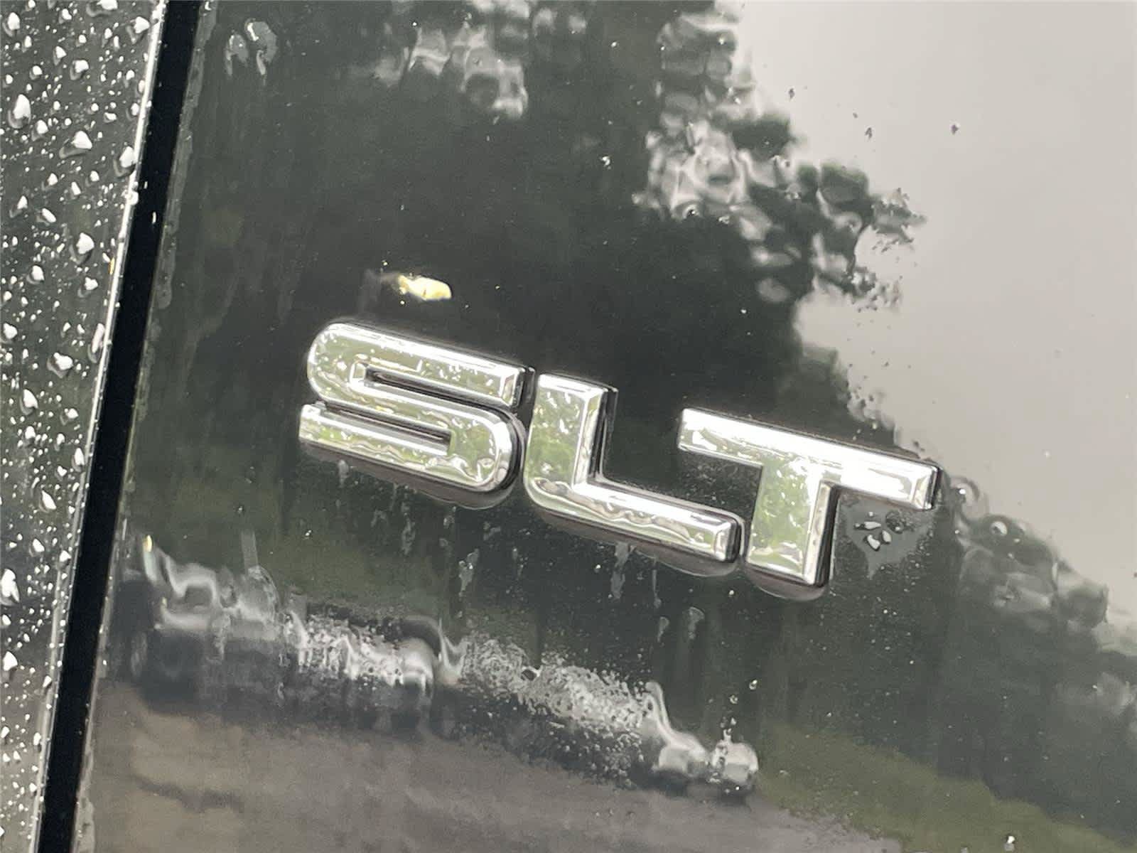 Used 2016 GMC Terrain SLT w/ Open Road Package AWD/4WD image 10