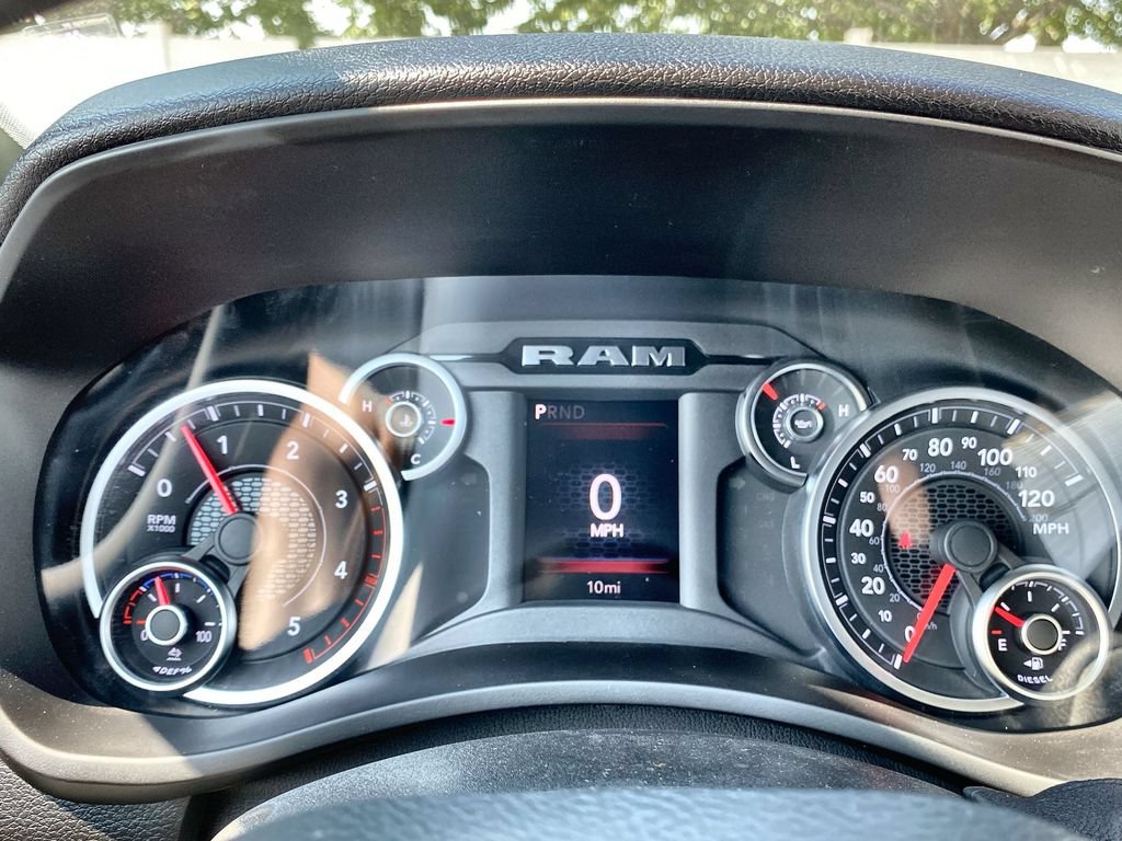 New 2025 RAM 2500 Big Horn AWD/4WD image 17