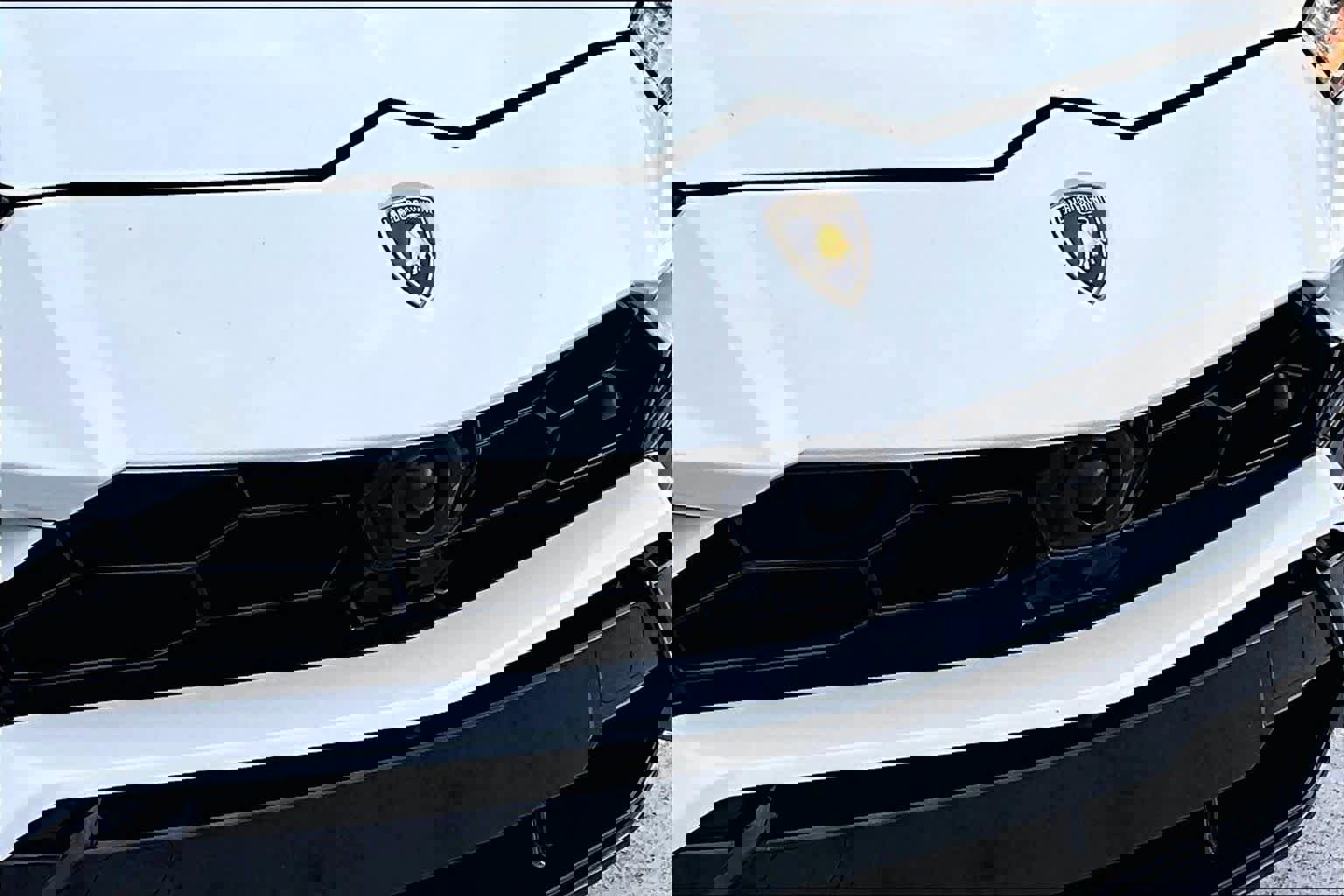 Used 2022 Lamborghini Urus image 29