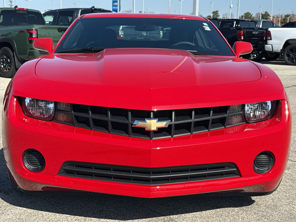 Used 2013 Chevrolet Camaro LS RWD image 3