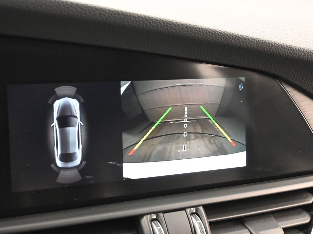 Used 2021 Alfa Romeo Giulia Ti w/ Nero Edizione image 15