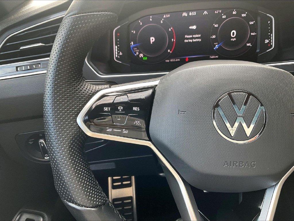Used 2024 Volkswagen Tiguan SEL R-Line AWD/4WD image 23
