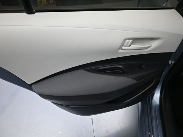 Used 2023 Toyota Corolla LE w/ Carpet Mat Package (TMS) image 27