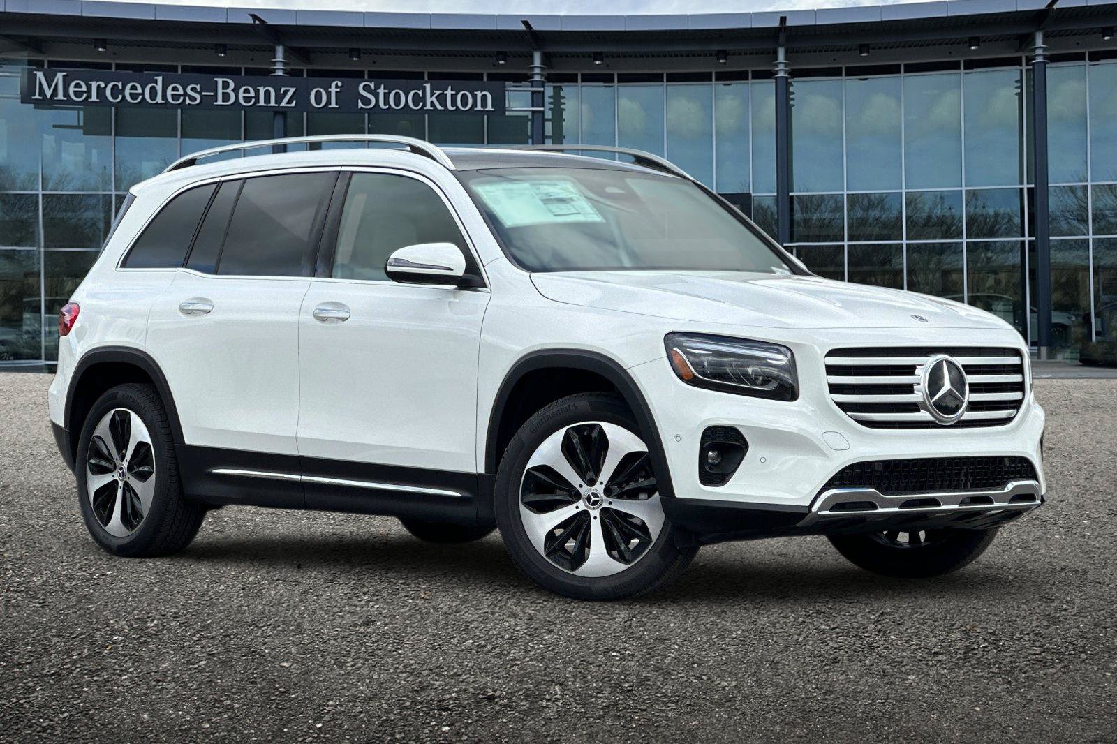 New 2025 Mercedes-Benz GLB 250 4MATIC
