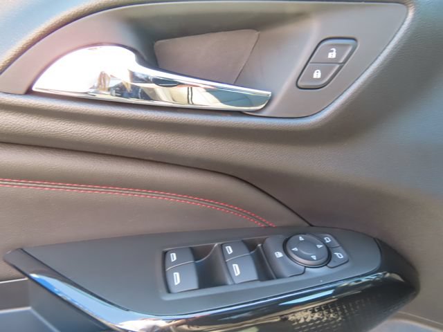 Used 2026 Chevrolet Trax RS w/ Sunroof Package FWD image 13