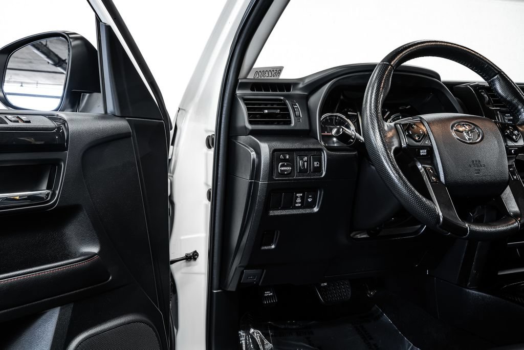 Used 2024 Toyota 4Runner TRD Off-Road Premium w/ Moonroof Package AWD/4WD image 21