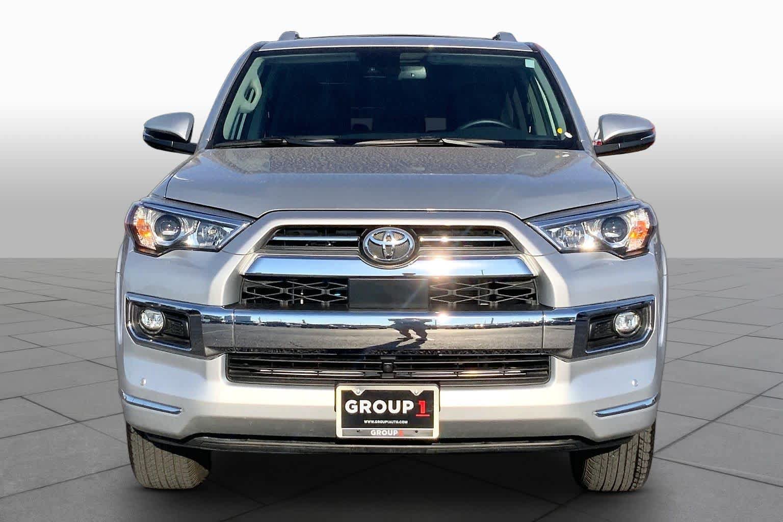 Used 2024 Toyota 4Runner Limited AWD/4WD image 4