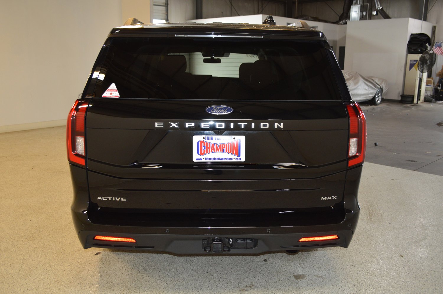 Used 2025 Ford Expedition Max Active image 4