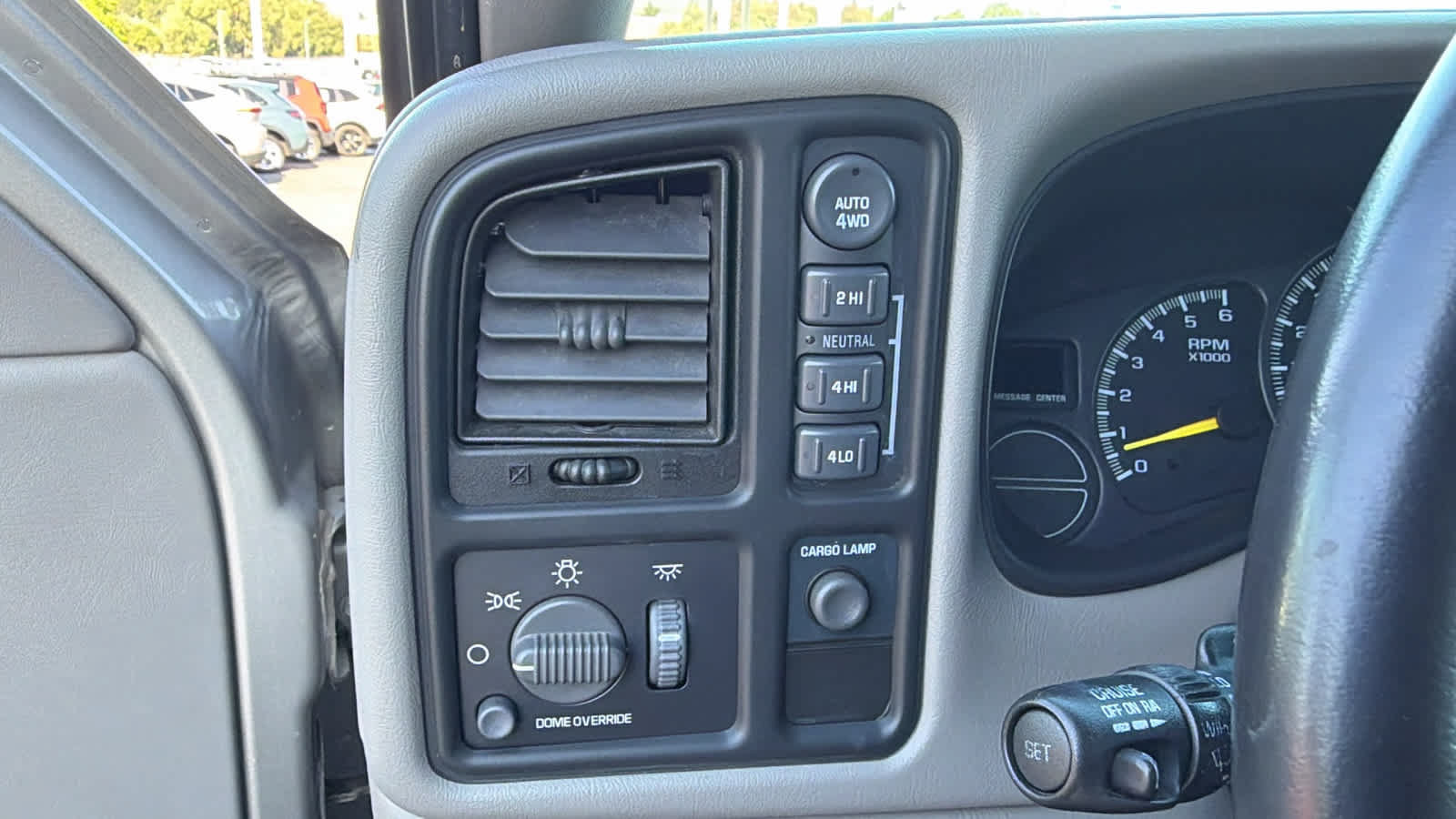 Used 2000 Chevrolet Silverado 1500 LS AWD/4WD image 16