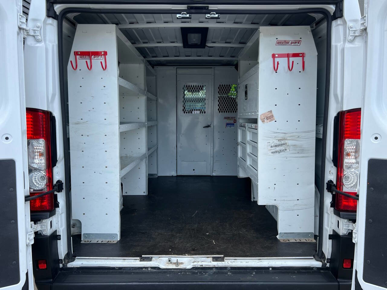 Used 2022 RAM ProMaster 2500 w/ Convenience Group image 16