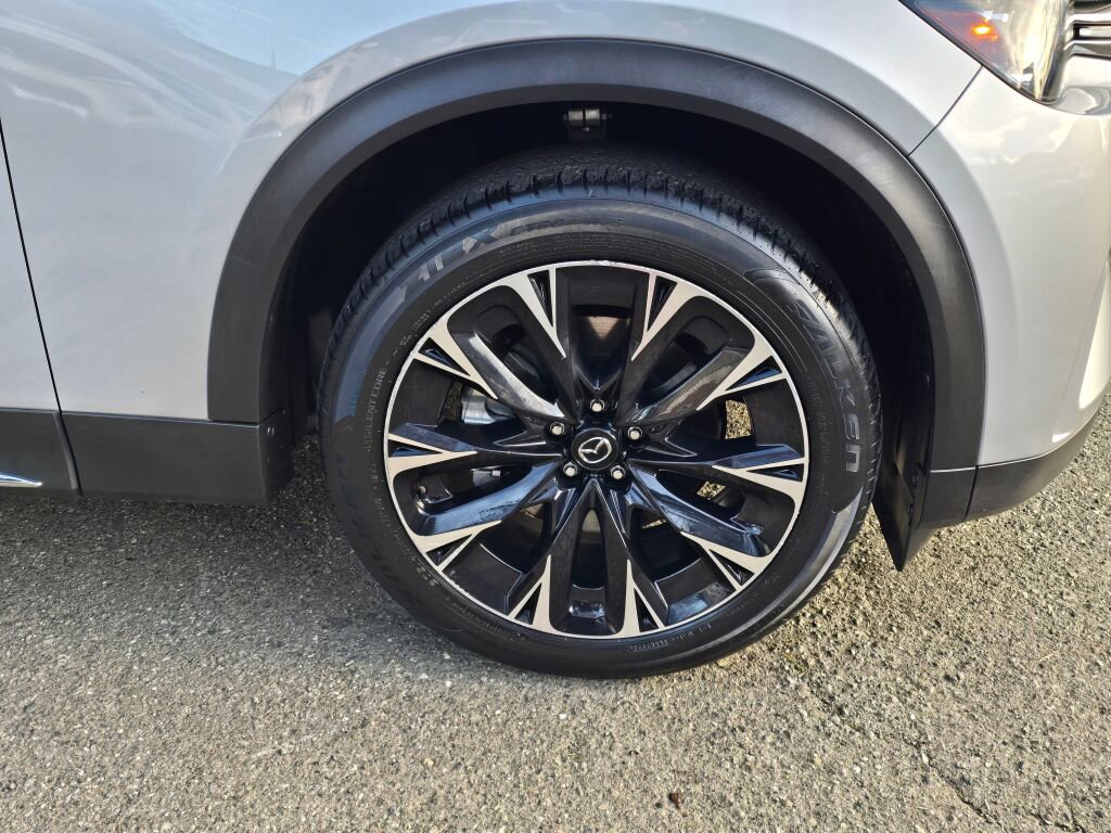 Certified 2024 MAZDA CX-90 Plug-In Hybrid w/ Premium Plus image 9