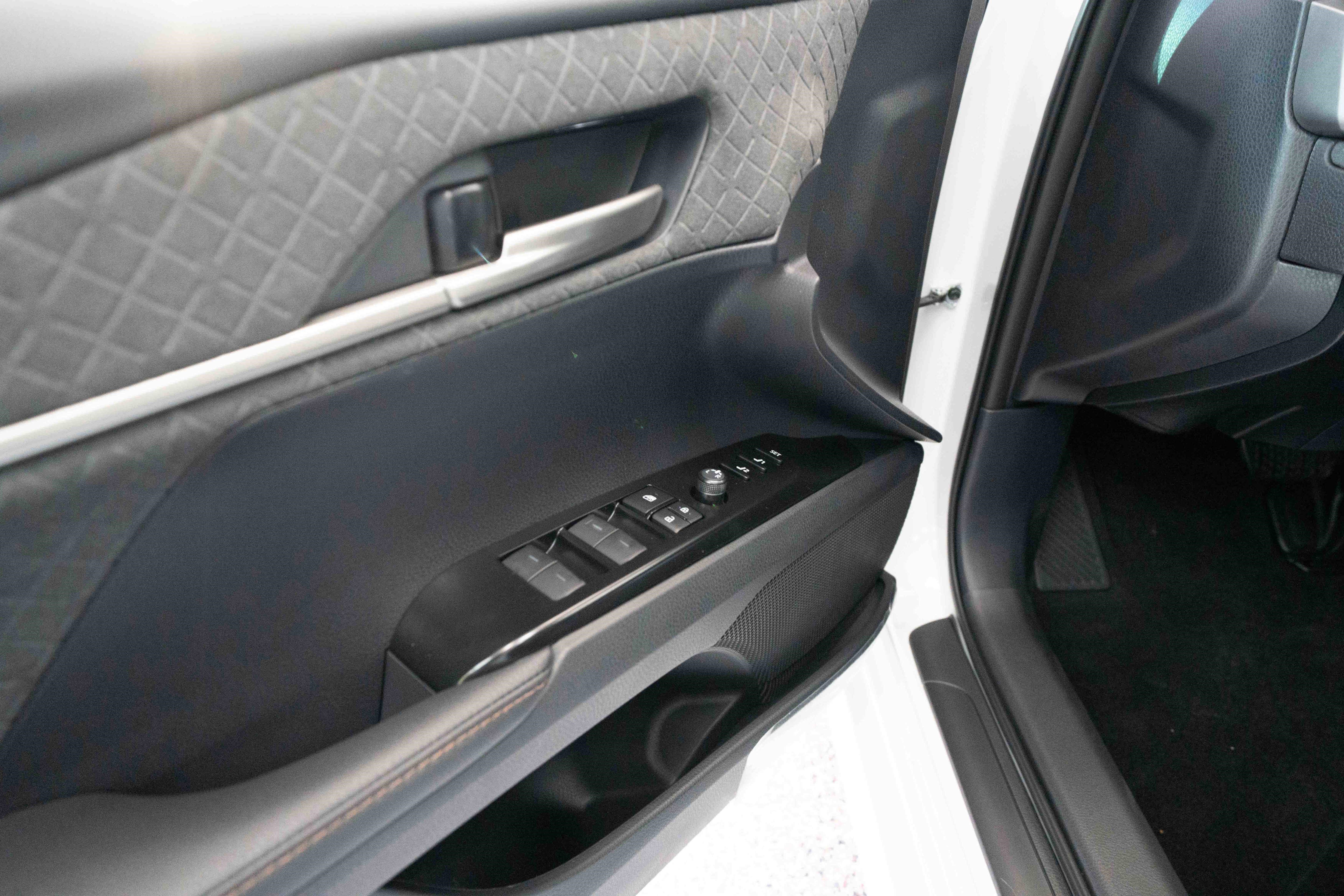 New 2026 Toyota Camry XLE w/ Premium Plus Package image 7