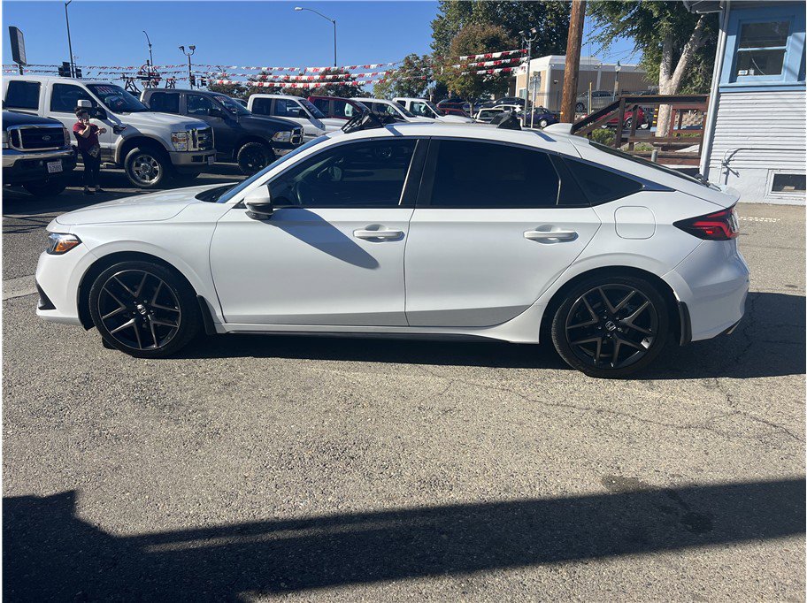 Used 2022 Honda Civic Sport Touring image 4