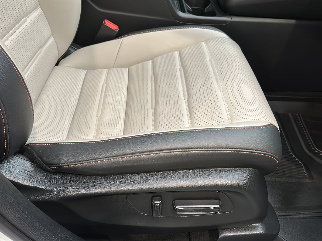 Certified 2024 Honda CR-V Sport Touring image 25