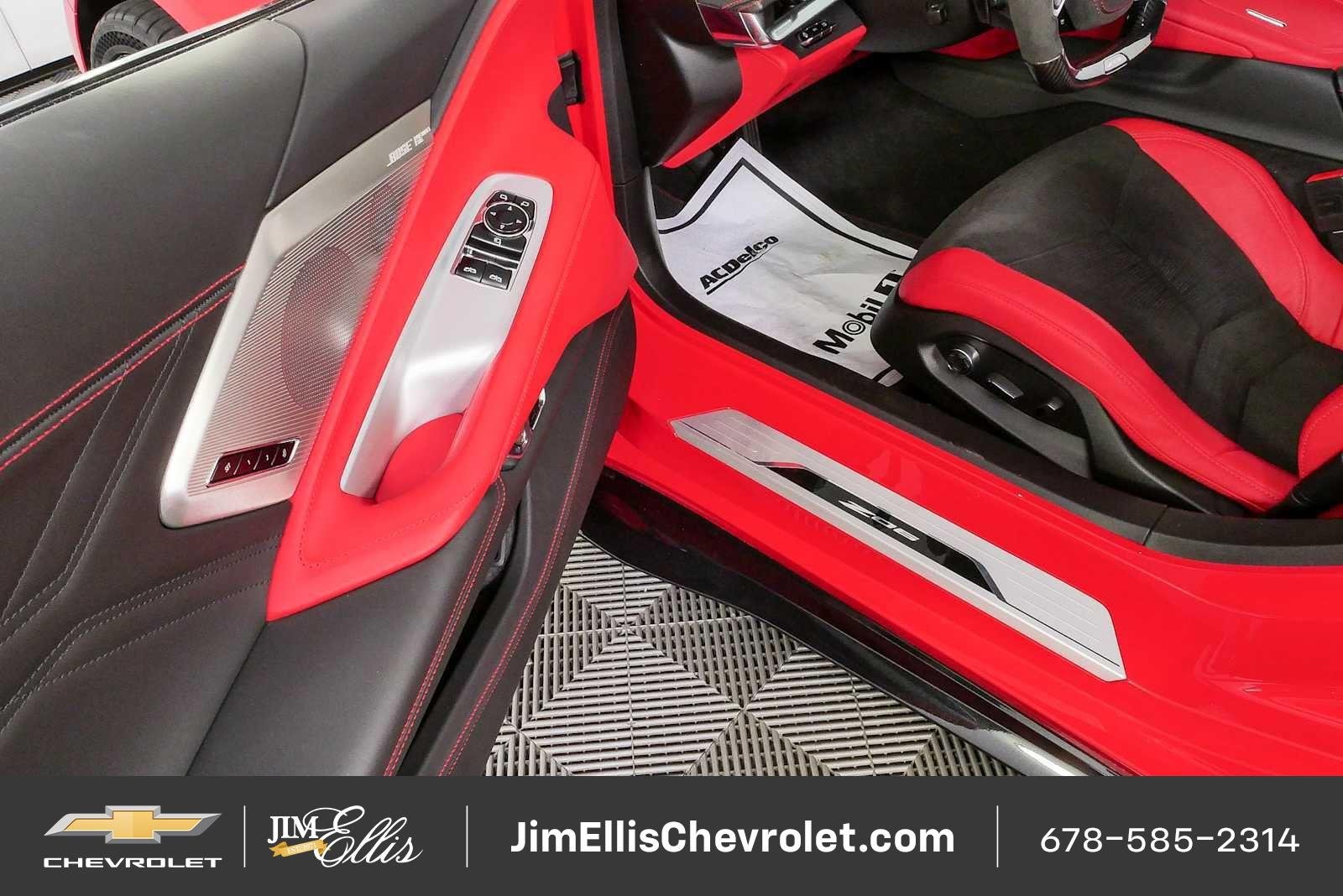 Used 2024 Chevrolet Corvette Z06 w/ Chrome Exterior Badge Package RWD image 8