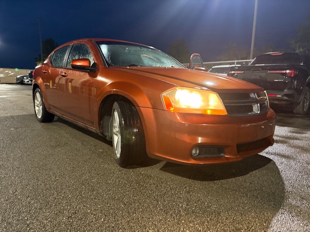 Used 2012 Dodge Avenger SXT Plus w/ Sun/Sound Group FWD image 3