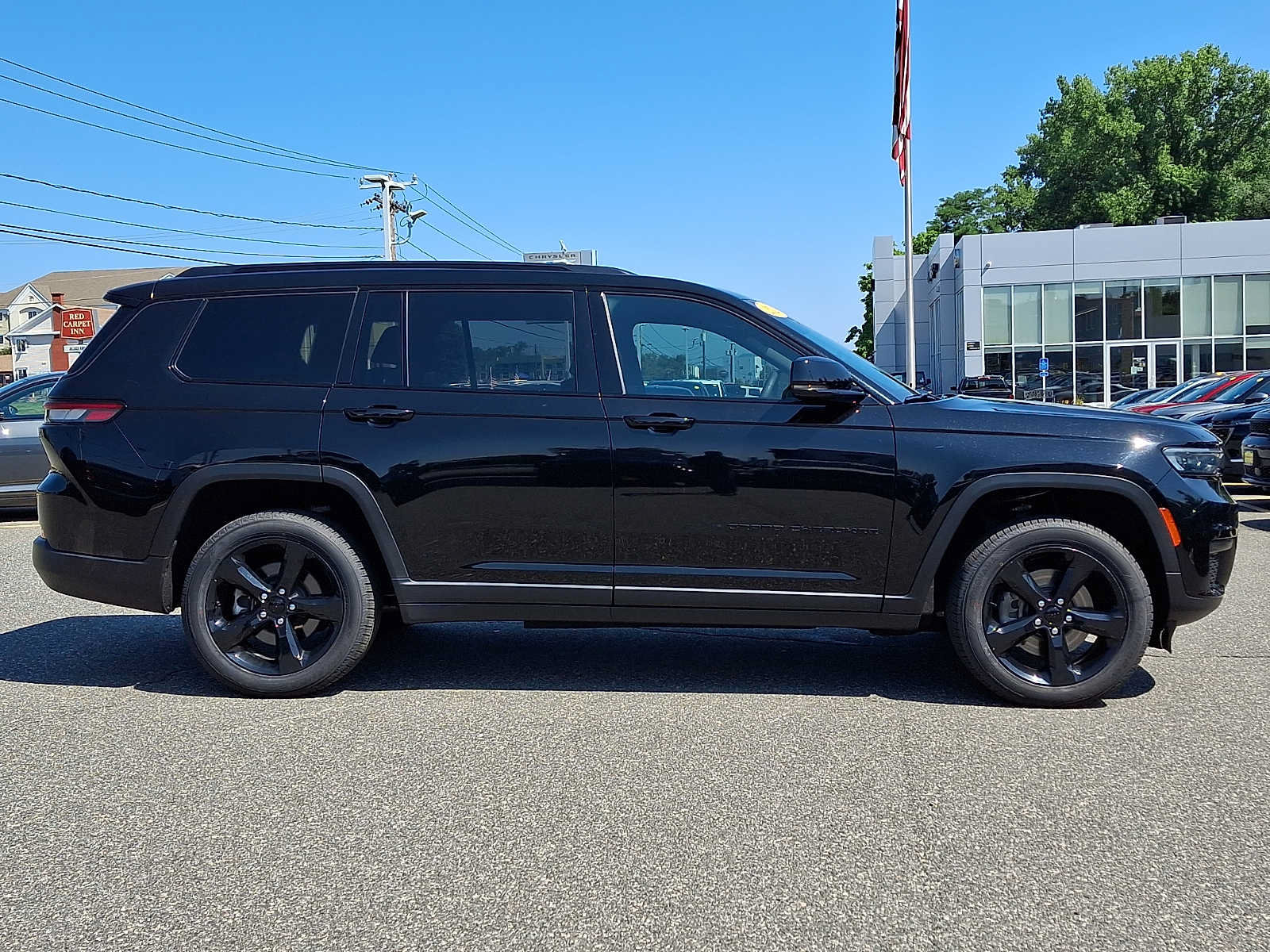 Certified 2023 Jeep Grand Cherokee L Laredo AWD/4WD image 7