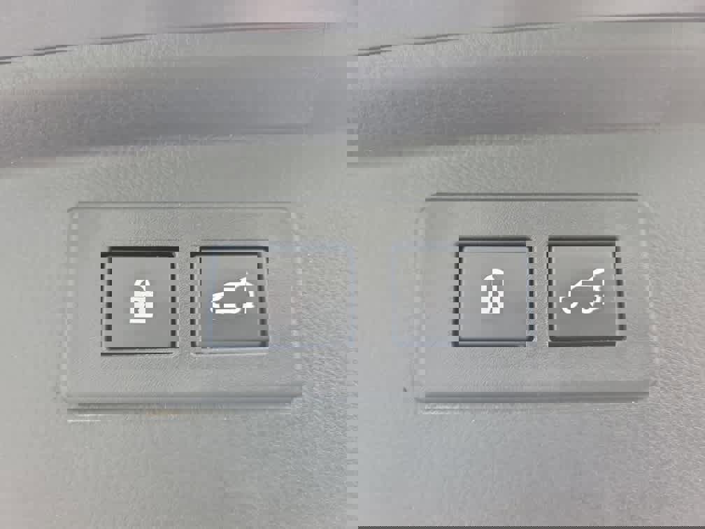 Used 2021 Subaru Outback Touring XT image 38