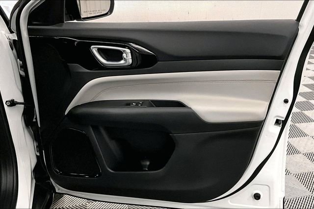 Used 2024 Jeep Compass Limited image 21