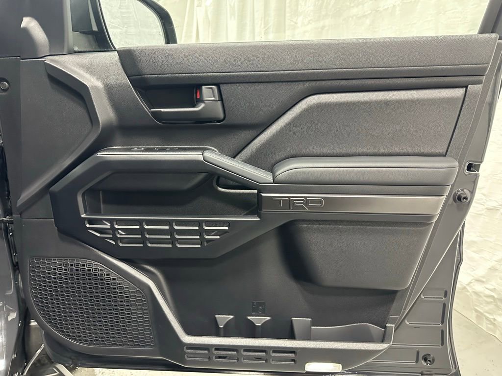 Used 2025 Toyota 4Runner TRD Off-Road image 54