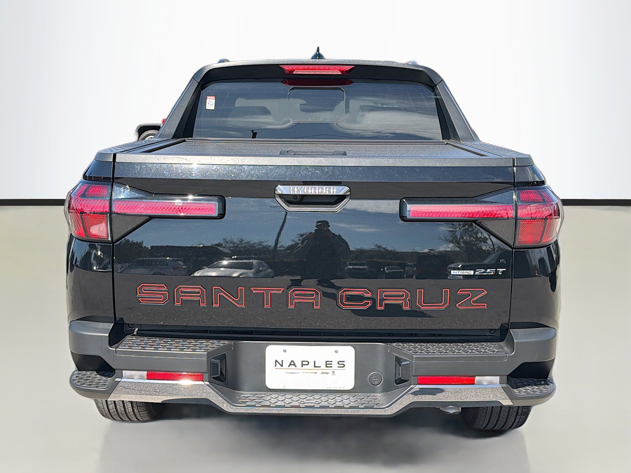 Used 2024 Hyundai Santa Cruz Limited image 4