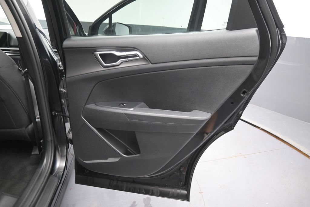 Used 2026 Kia Sportage LX FWD image 19