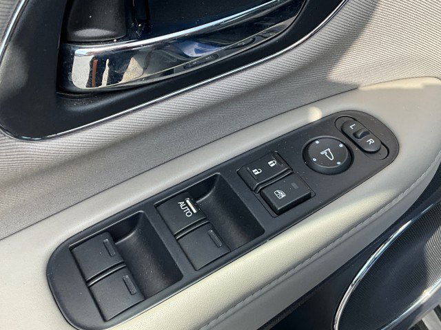 Used 2016 Honda HR-V EX image 22