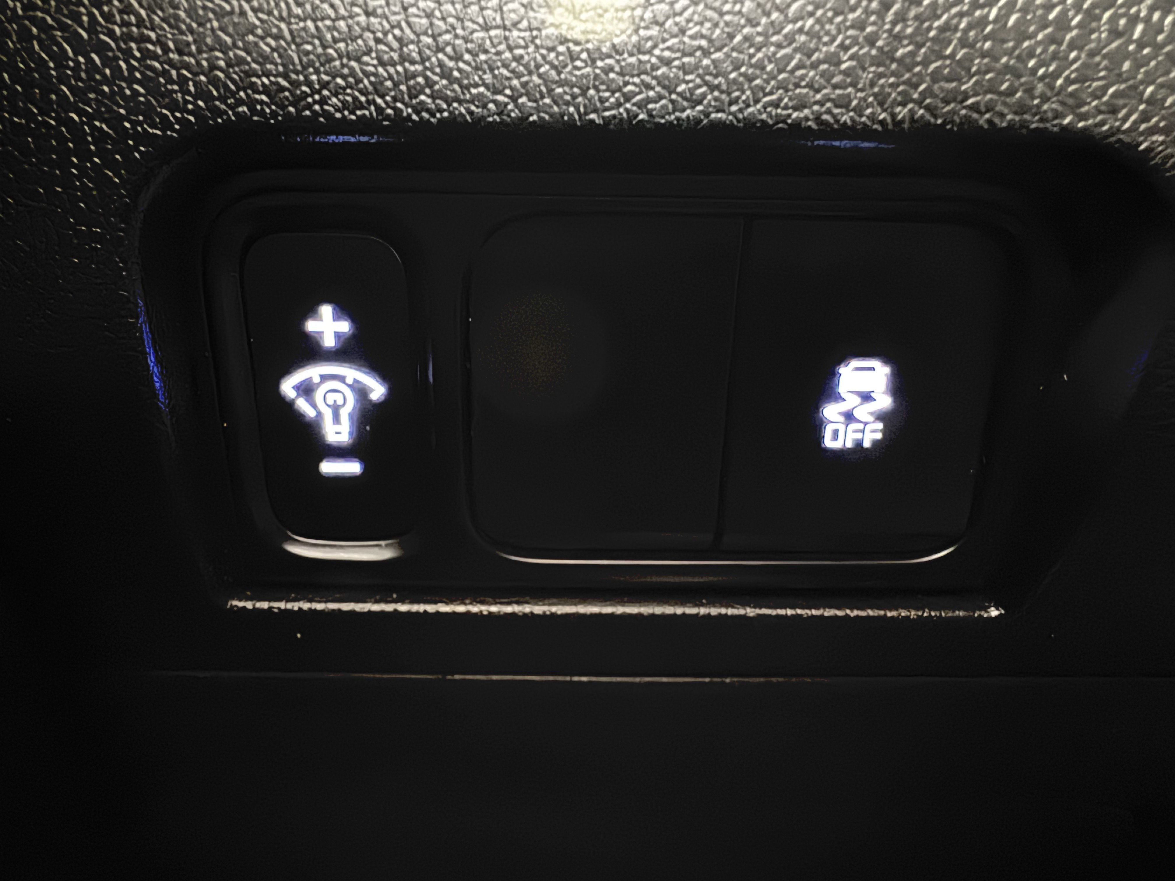 Used 2024 Kia Sorento S image 13