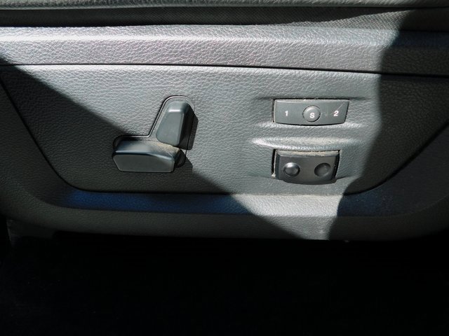 Used 2016 RAM 1500 Limited image 27