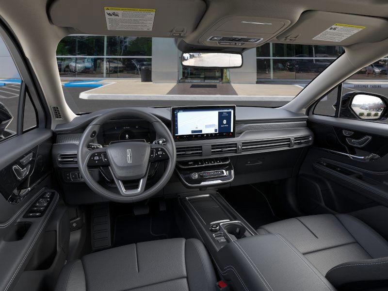 New 2025 Lincoln Corsair Grand Touring image 9