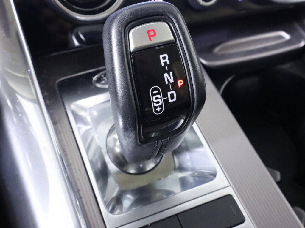 Used 2020 Land Rover Range Rover Sport HSE image 23