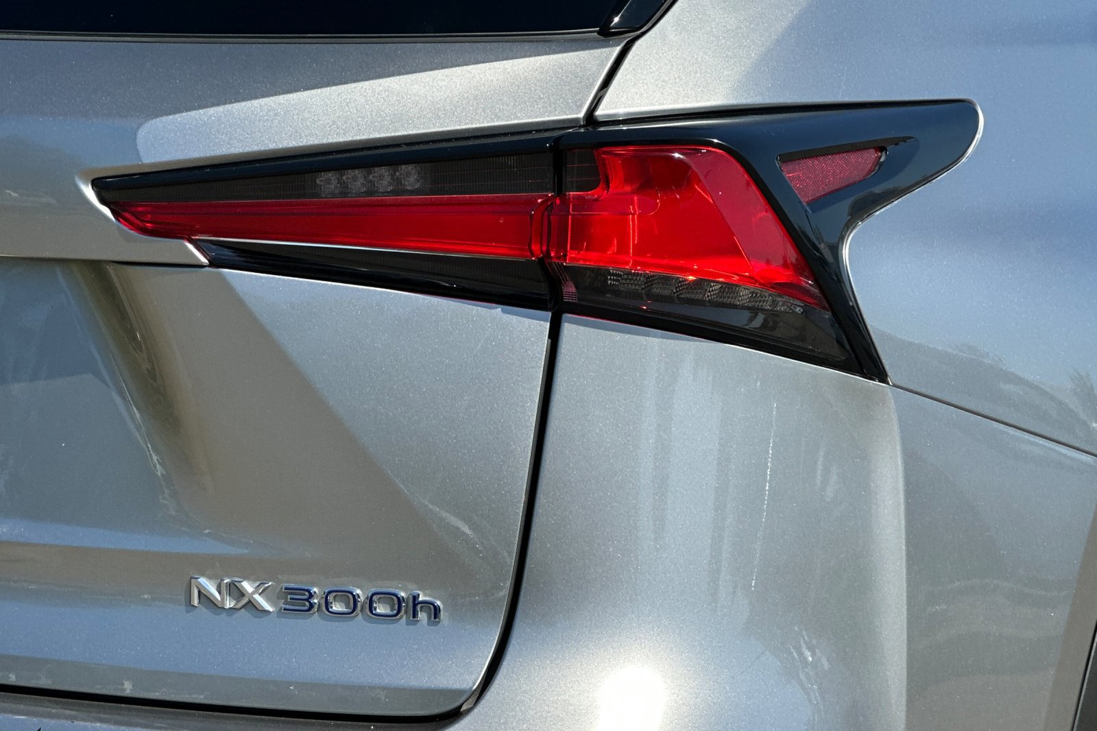 Used 2020 Lexus NX 300h AWD w/ Premium Package image 27