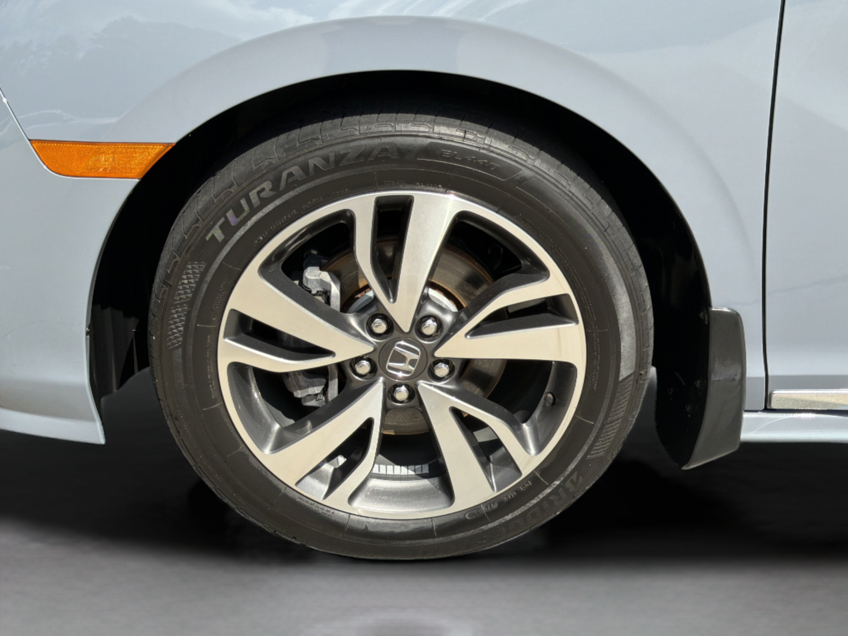 Used 2024 Honda Odyssey Touring image 11