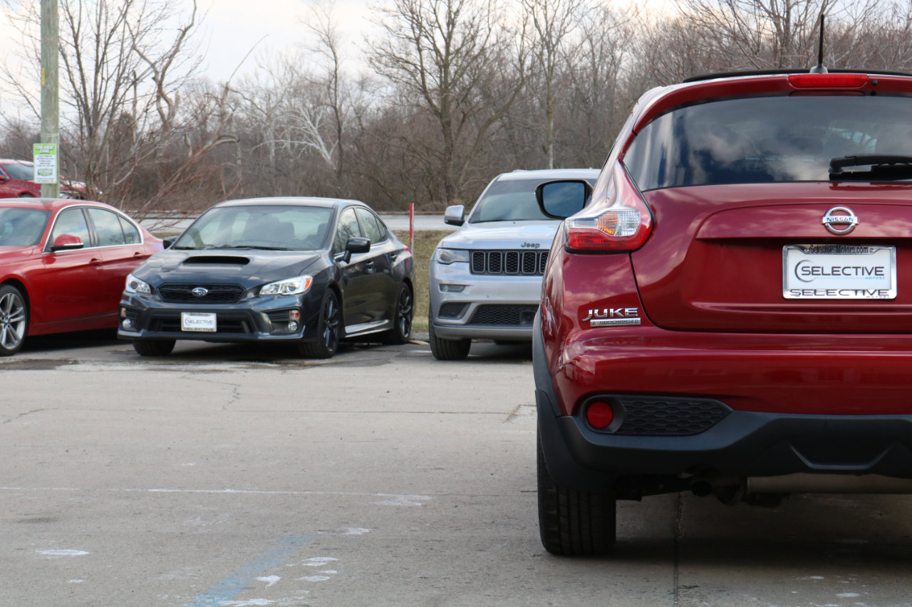 Used 2015 Nissan Juke SV w/ Cold Weather Package image 10
