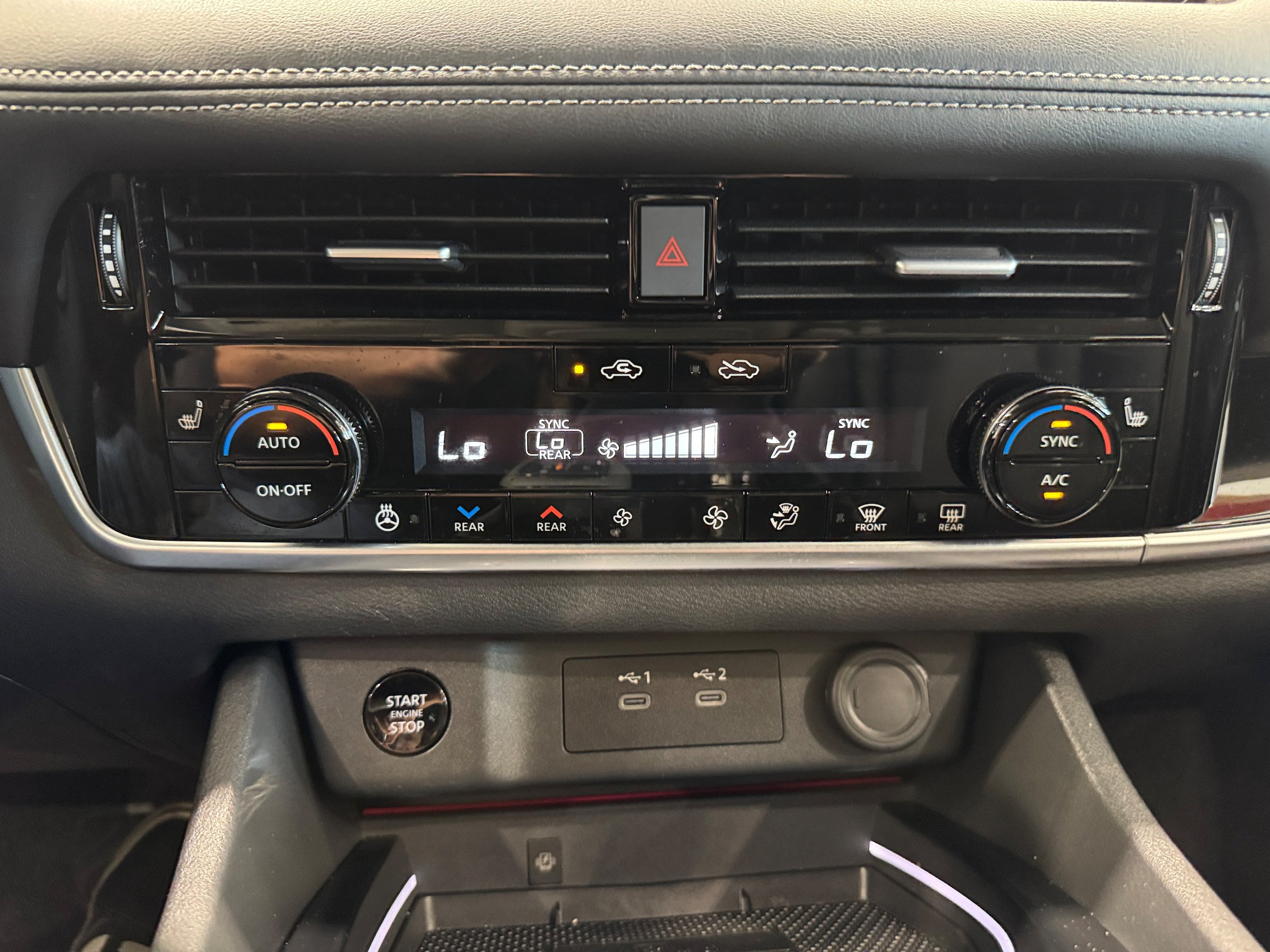 Used 2025 Nissan Rogue SL w/ Tech Package AWD/4WD image 18