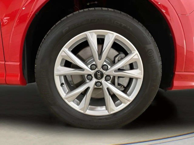 Used 2023 Audi Q3 2.0T Premium w/ Convenience Package AWD/4WD image 98