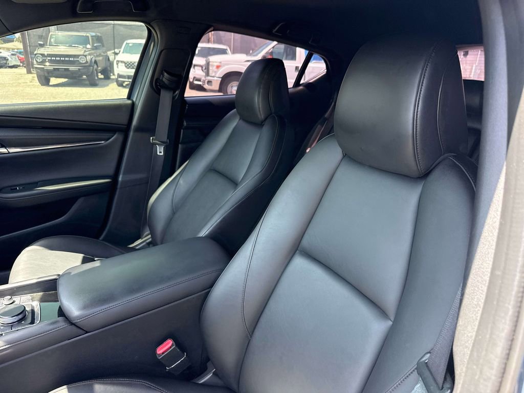 Used 2019 MAZDA MAZDA3 Hatchback image 24