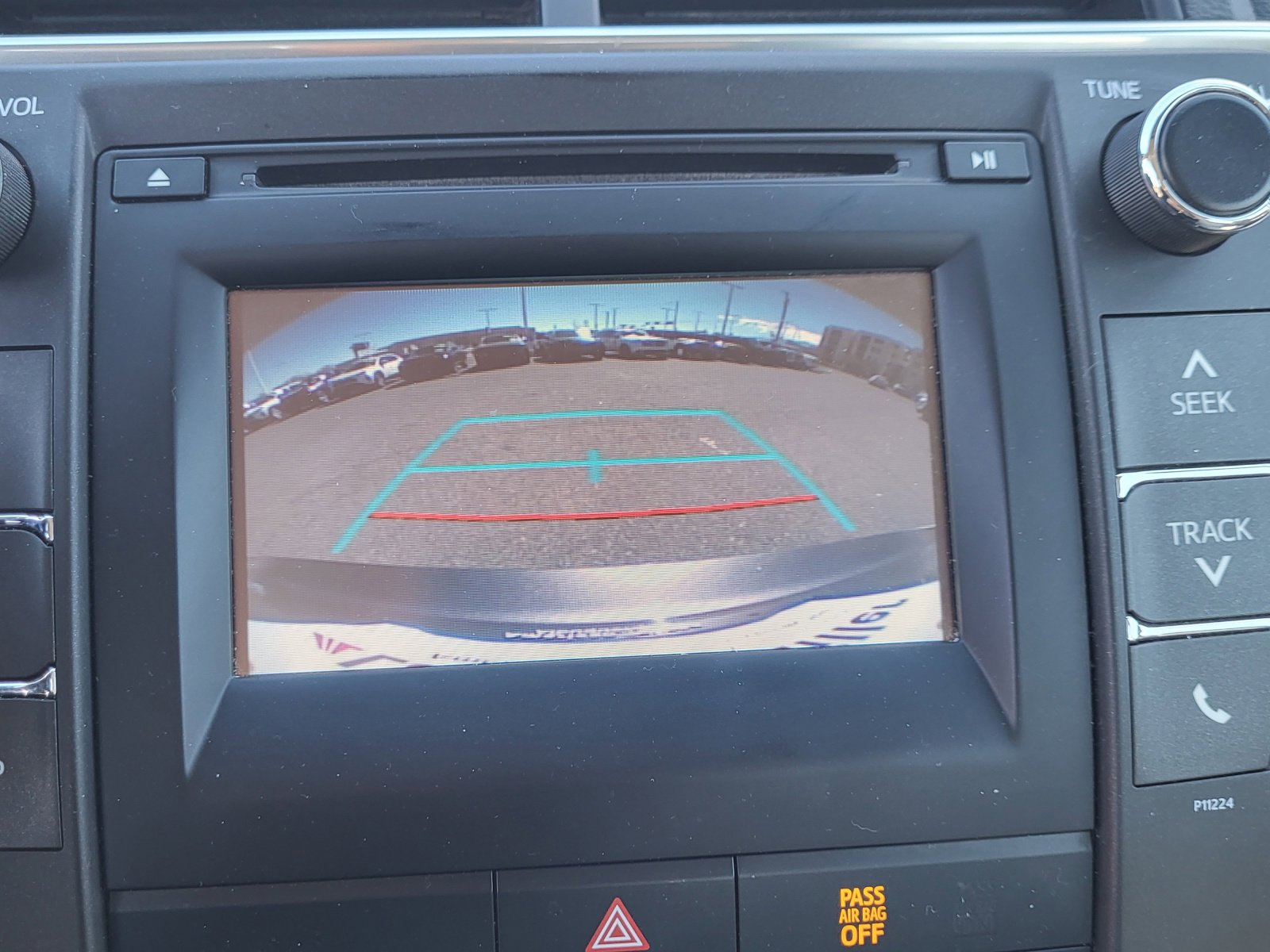 Used 2016 Toyota Camry LE image 31