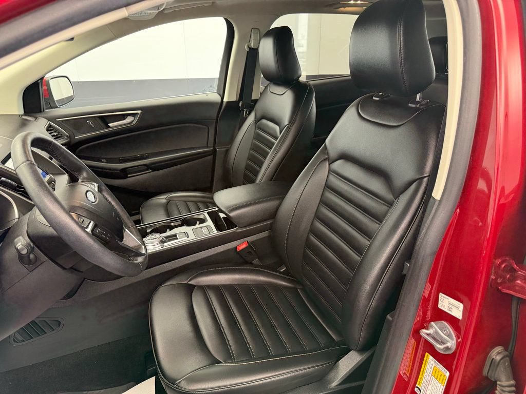 Used 2020 Ford Edge SEL w/ Convenience Package AWD/4WD image 39