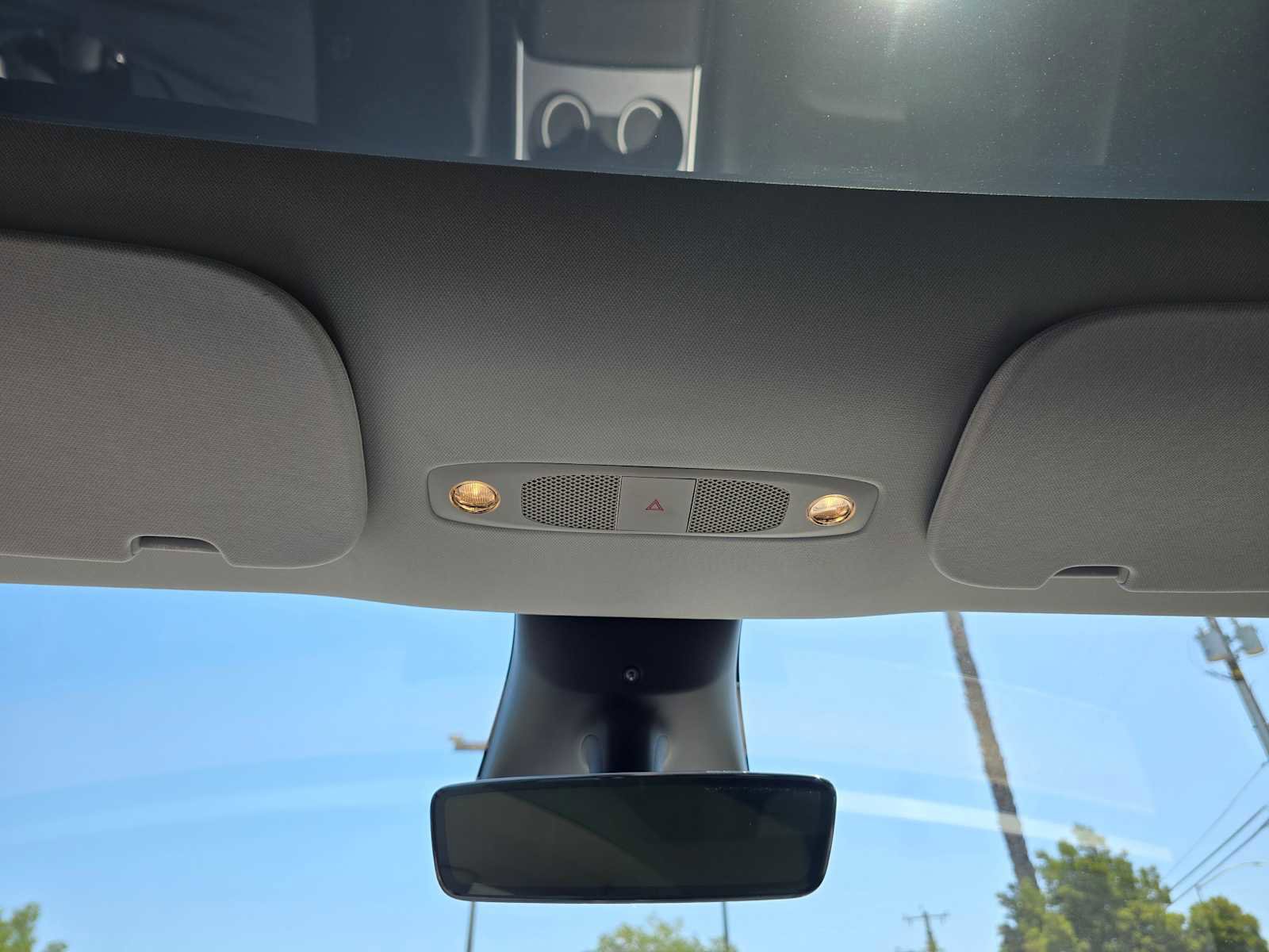 Used 2023 Tesla Model Y AWD image 32