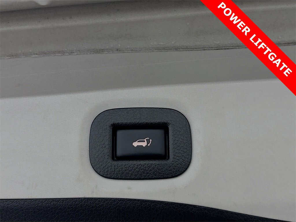 Used 2019 Nissan Rogue SV w/ Premium Package image 34