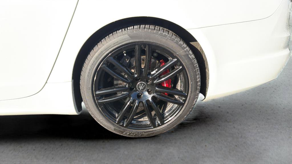 Used 2022 Maserati Quattroporte Modena Q4 image 15