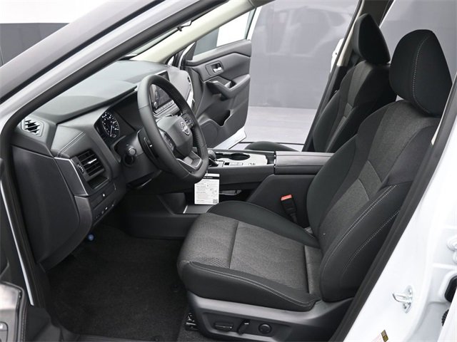 New 2026 Nissan Rogue SV image 25