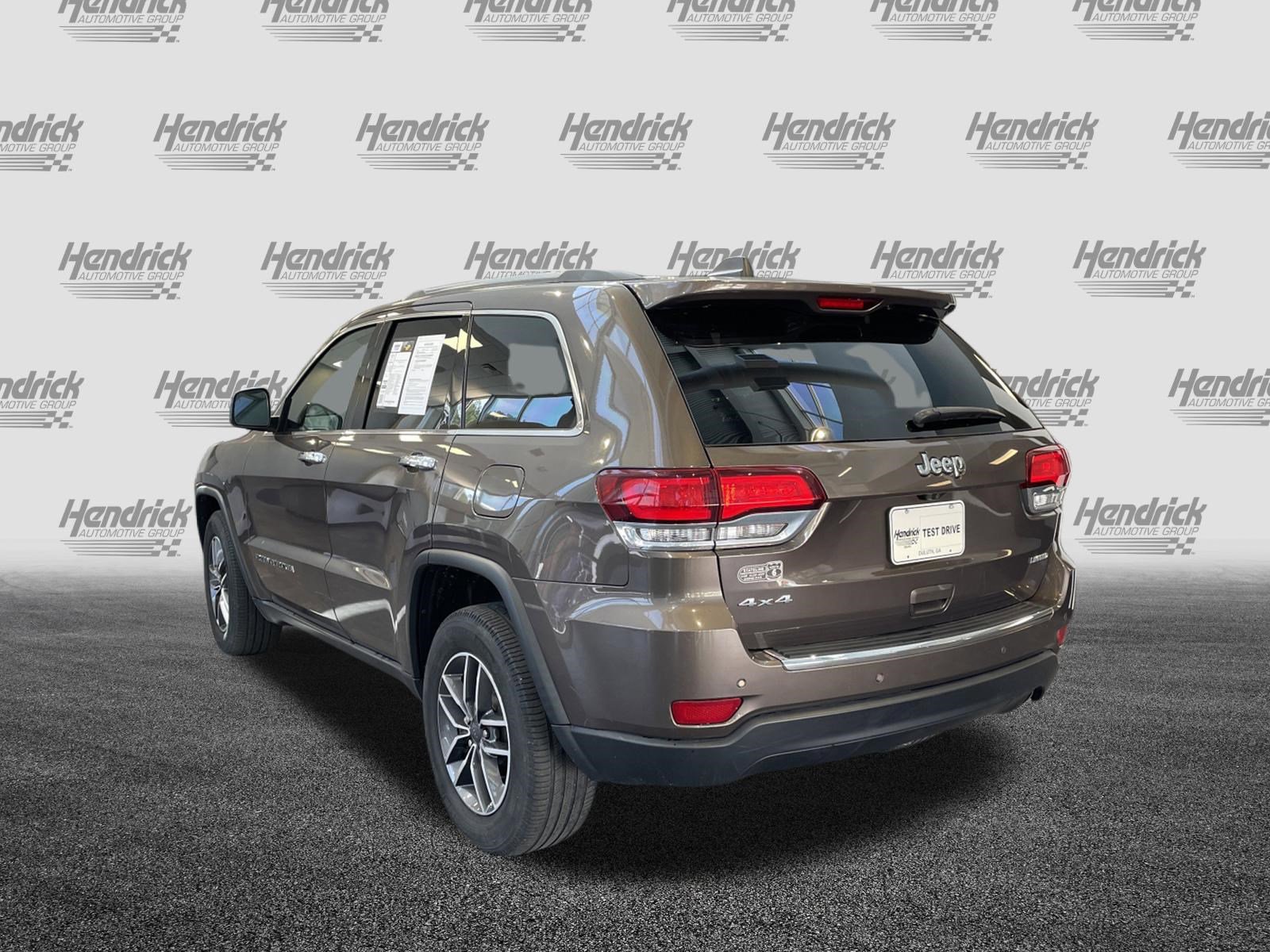 Used 2020 Jeep Grand Cherokee Limited AWD/4WD image 8