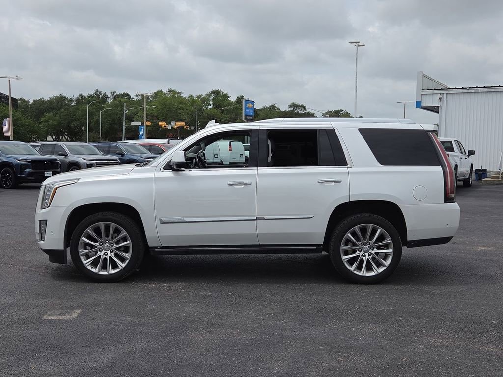 Used 2018 Cadillac Escalade Premium Luxury RWD image 14