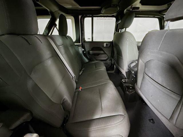 Used 2023 Jeep Wrangler Sahara image 26
