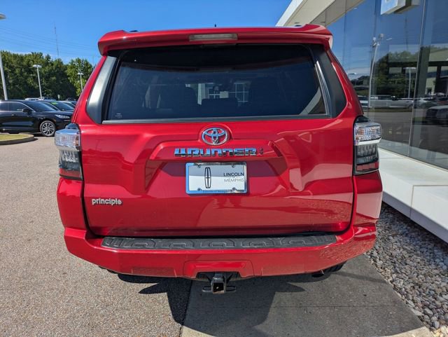 Used 2022 Toyota 4Runner SR5 Premium w/ Moonroof Package RWD image 5