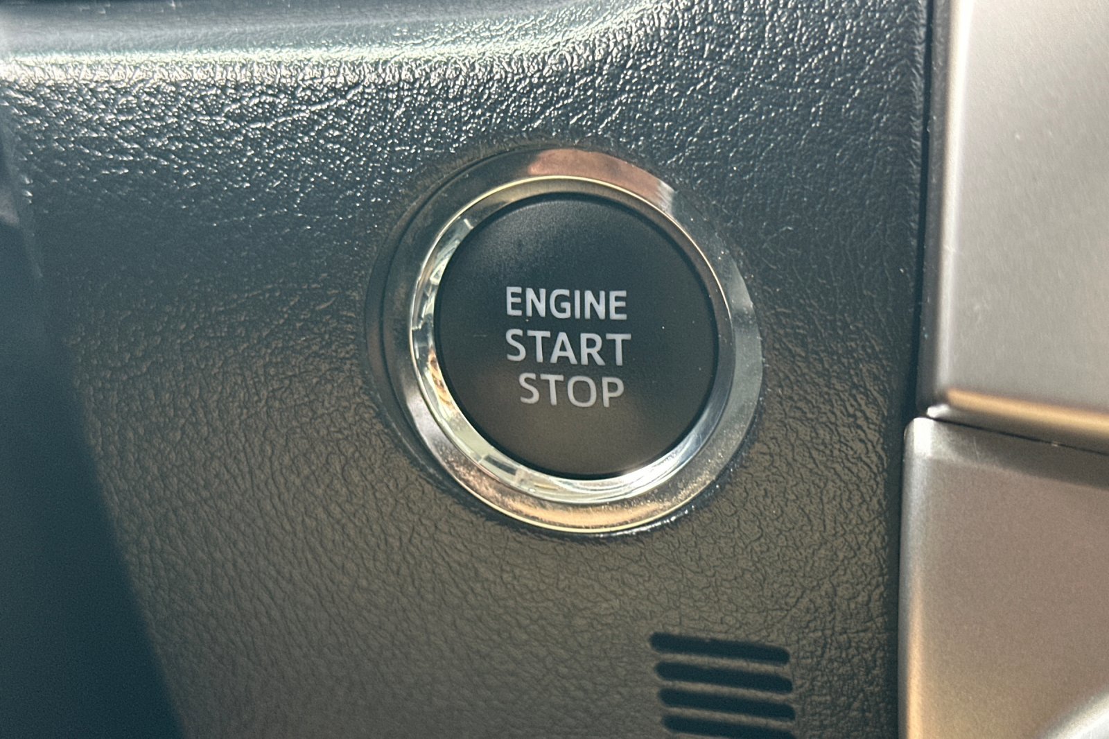 Used 2024 Toyota 4Runner SR5 Premium image 23