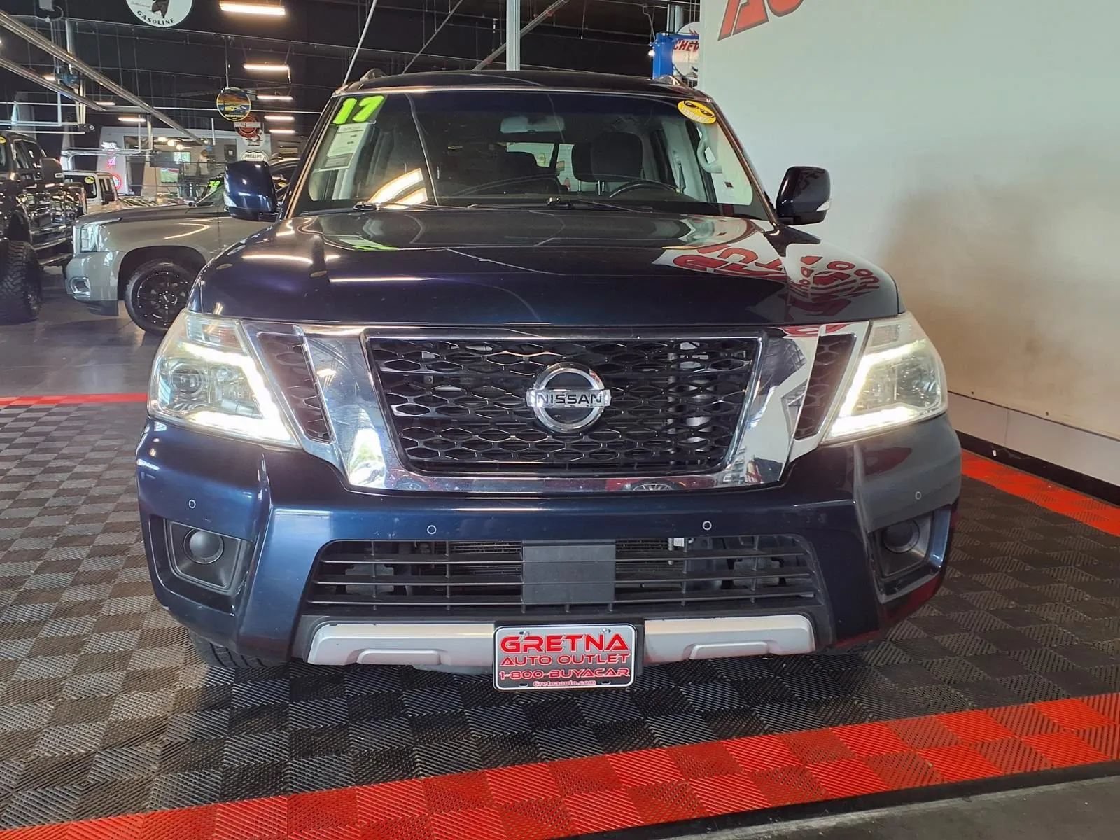 Used 2017 Nissan Armada SV AWD/4WD image 3
