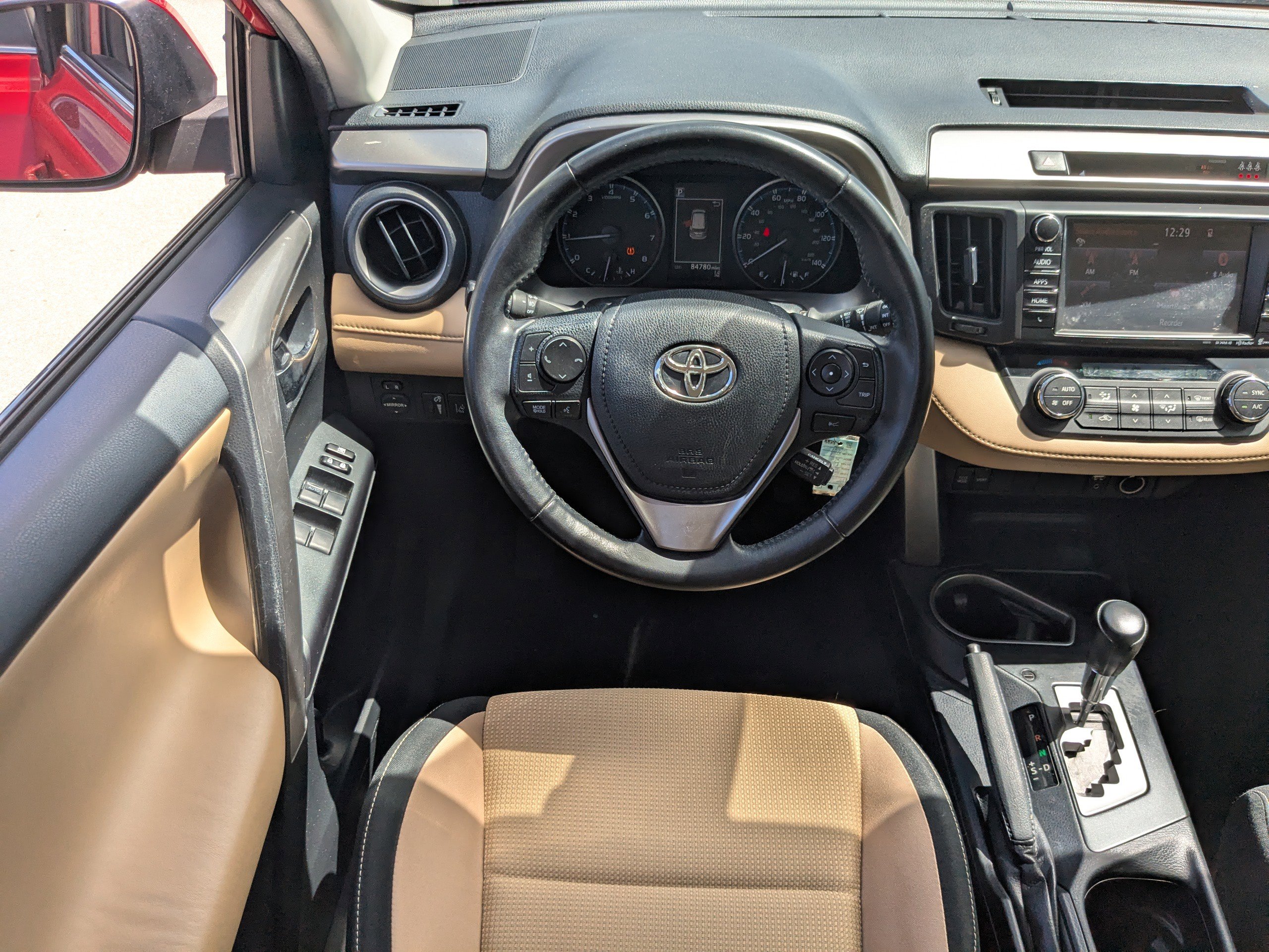 Used 2017 Toyota RAV4 XLE image 20
